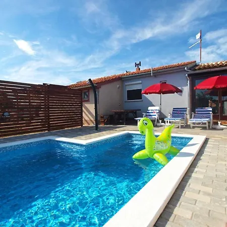 Holiday home Mario *