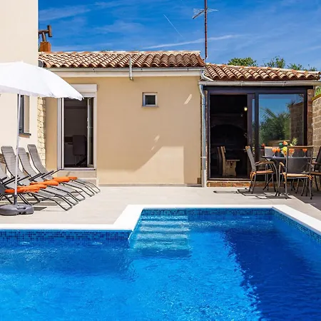 Mario Hébergement de vacances Pula